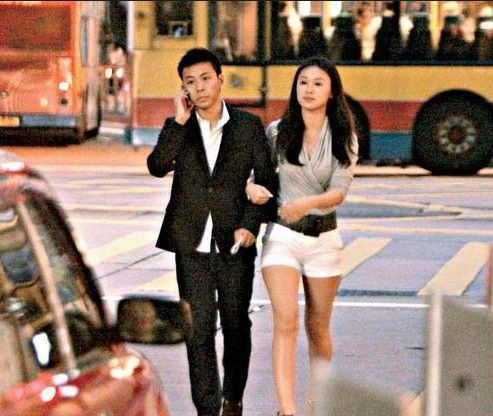 霍启仁女友为情自杀 霍家风流韵事逐个数(组图)