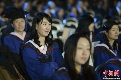 长江商学院成立十周年 众多女学员亮相(高清组图)