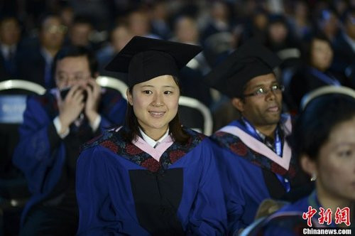长江商学院成立十周年 众多女学员亮相(高清组图)