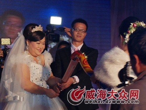 奥运冠军唐功红大婚 温柔体贴早晨给老公挤牙膏(组图)