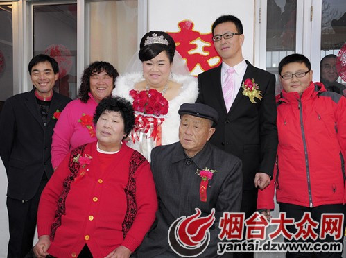 奥运冠军唐功红大婚 温柔体贴早晨给老公挤牙膏(组图)