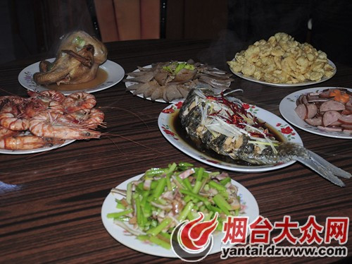 奥运冠军唐功红大婚 温柔体贴早晨给老公挤牙膏(组图)