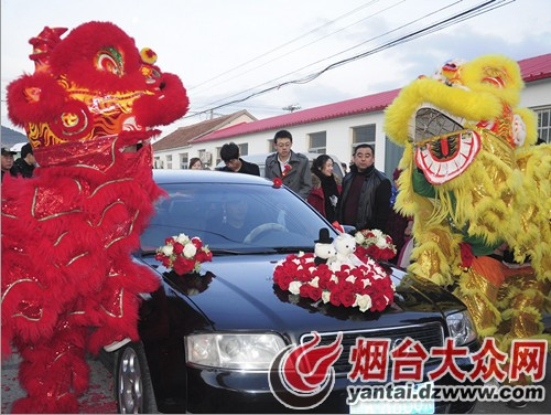 奥运冠军唐功红大婚 温柔体贴早晨给老公挤牙膏(组图)