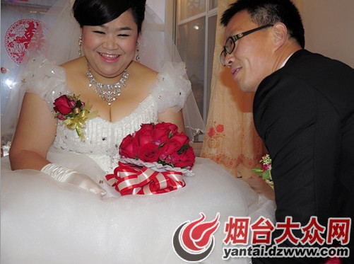 奥运冠军唐功红大婚 温柔体贴早晨给老公挤牙膏(组图)