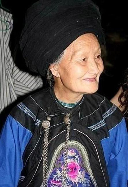 走近中国最后一位压寨夫人 89岁高龄风姿仍不减当年(图)