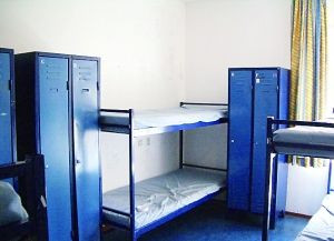 荷兰一家酒店自称世界最差引来多国游客(组图)