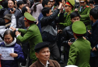 越南再现反华游行 民众高喊“打倒中国”