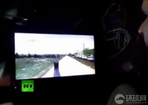 叙反对派武装制造丑陋装甲车 游戏手柄操控机枪(组图)