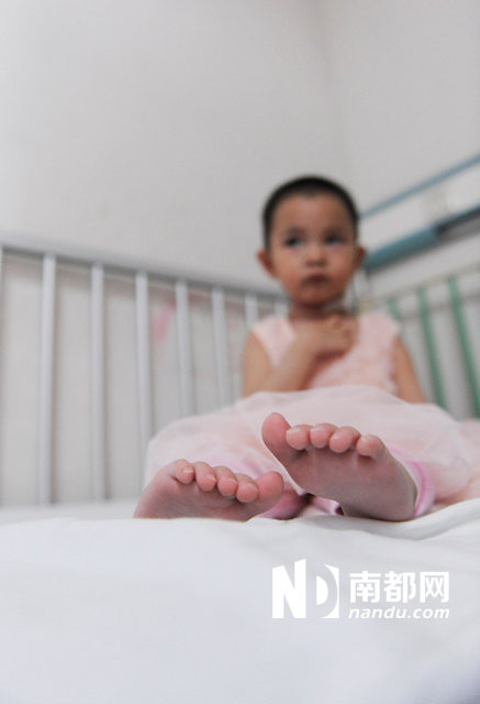 三岁女童雯雯因病逝世 捐赠器官救活5人性命(高清组图)