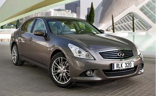 6136-2010-infiniti-g37