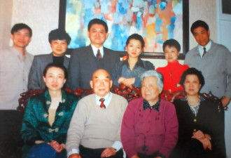 历史:谷景生将军夫妇和他的女儿女婿们