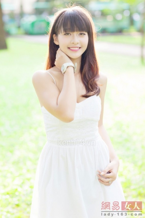 不敢置信!15岁越南拳击美女网络爆红 脸蛋正身材好(组图)