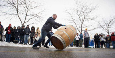 往年冰酒節上的表演。(取材自wine country ontario) 