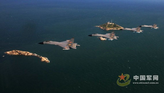 中国鹰派：中国已无选择 空军要迎着日机冲上去(组图)
