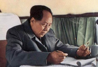 组图：毛泽东中南海的“侍寝夫人”