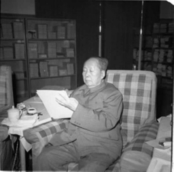 毛泽东中南海的“侍寝夫人” (组图)