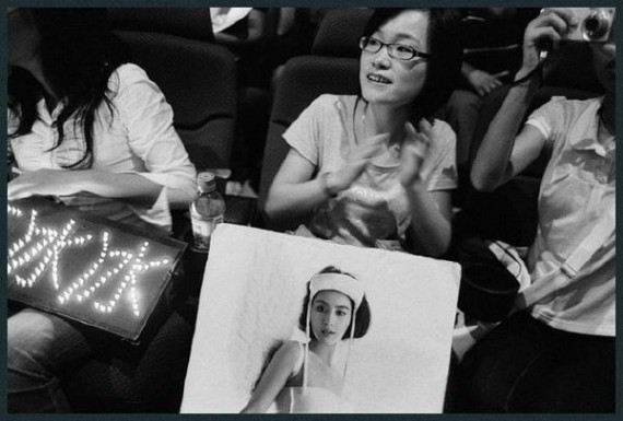 美国摄影师Rian Dund镜头揭秘聚光灯后的范冰冰(多图)