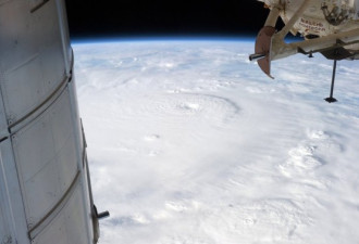 震撼 2012年国际空间站宇航员摄影集