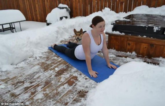 A yoga fan and her corgi companion get in on the frosting trend