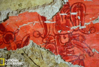 墨西哥玛雅古墓 红色壁画展现蛇豹君王