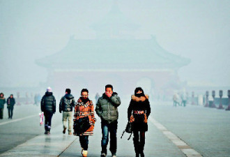 北京像鬼子放了毒气弹 出门全戴口罩