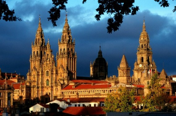 Santiago-de-Compostela-Cathedral-in-Spain_Splendid-architecture_2354