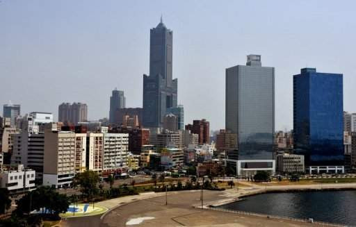 taiwan.storm-strikes201206afp