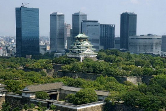 800px-osaka-castle-03bs3200