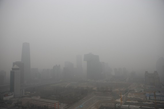 北京雾霾未来3天无明显改善 网友自嘲人肉吸尘器(高清组图)