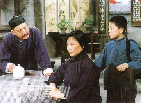 北京人艺话剧演员于是之去世 曾演《茶馆》
