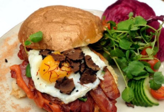 英国餐厅推出全球最贵三明治 售150英镑