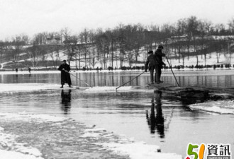 老照片：百年前High Park里的采冰人