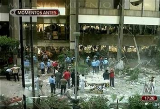 现场：墨西哥石油大楼爆炸 25死百伤