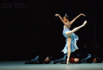 俄罗斯著名芭蕾舞演员 移民加国避难
