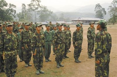 景颇族人:缅甸政府军若再不停火就越境帮克钦族(组图)