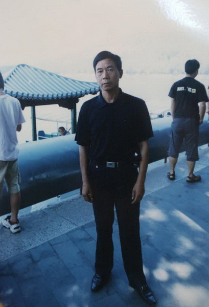 湖南新化发生校园惨案 校长阻止行凶被砍死(组图)