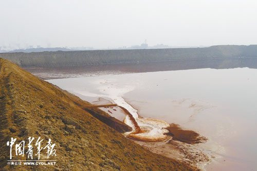 山东茌平村民称地下水遭污染 只能喝邻县水(组图)