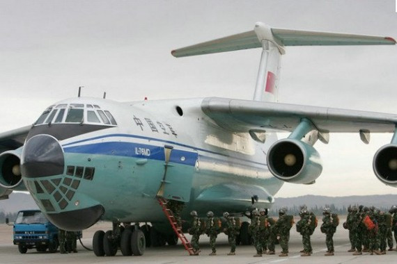 解放军将获俄制新型战机 购买量暂时保密(组图)