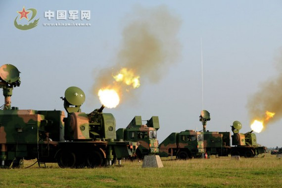 中国军队今年安排近40场军演 做好打仗准备(组图)