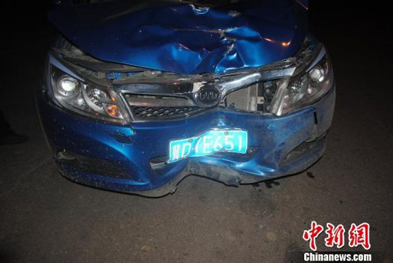 少女遭酒驾司机拖行700米身亡 其母亦当场被撞身亡(组图)