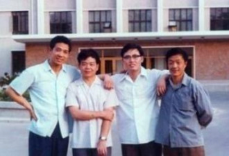 薄熙来和司马南孔庆东的合影 真纯真