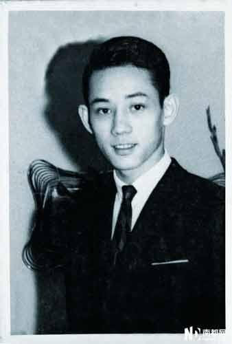 香港娱乐圈风流大亨之杨受成:风流史厚过电话簿(组图)
