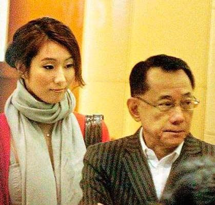 香港娱乐圈风流大亨之杨受成:风流史厚过电话簿(组图)
