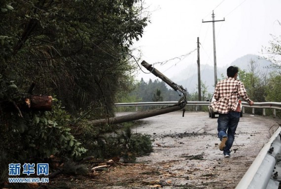 广东多地突遭风雹袭击 在东莞已造成8死136伤(高清组图)