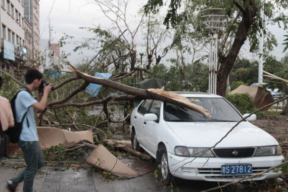 广东多地突遭风雹袭击 在东莞已造成8死136伤(高清组图)