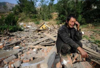 汶川地震黑镜头 那些从未公开的惨景