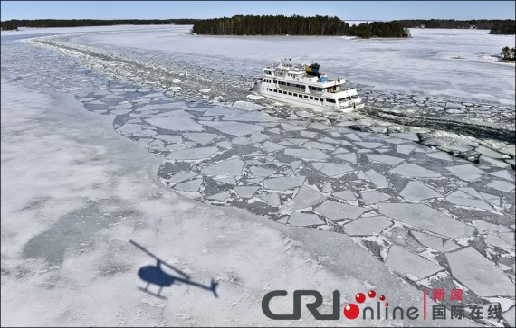 冻得严严实实 波罗的海遭遇史上最严重海冰灾害(高清组图)