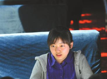 不靠中介靠自己努力 95后女生被16所国外名校同时录取(图)