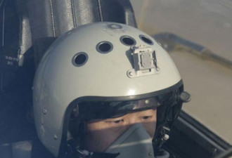 中国王牌试飞员历险记 误操作而撞机