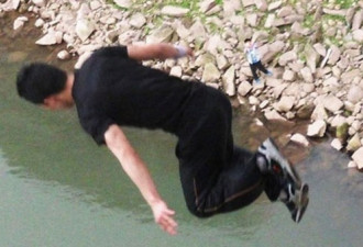 四川跑酷爱好者跳下40米高大桥后失踪